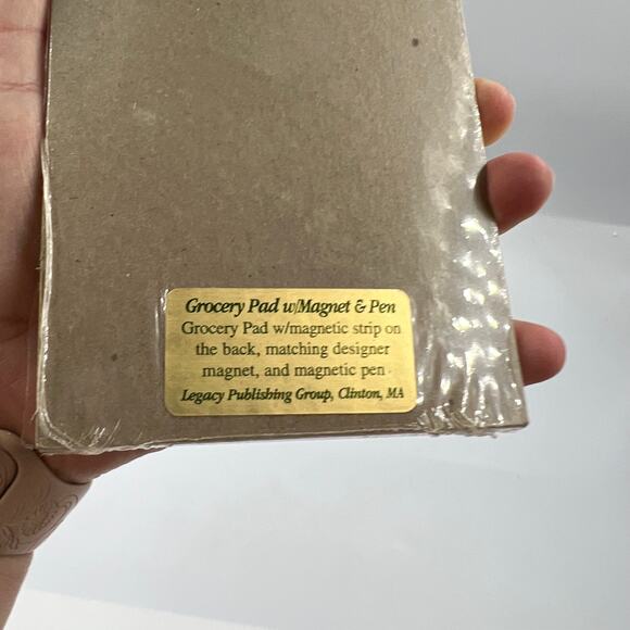 Vintage Snowman Grocery Magnetic Notepad, Pen, and Extra Magnet NEW SEALED - Picture 4 of 7